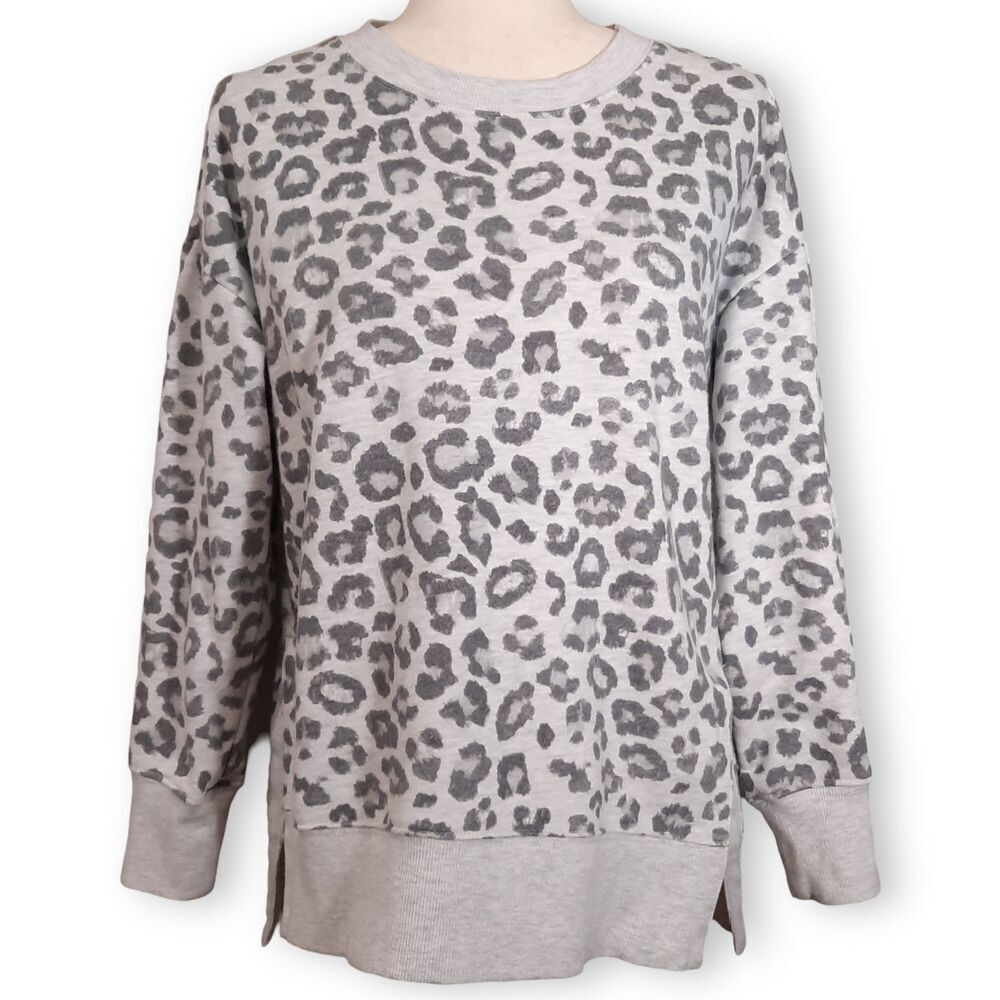 Green Tea Sweatshirt Size Small Crew Neck Gray Leopard Print Side Slits Y2K